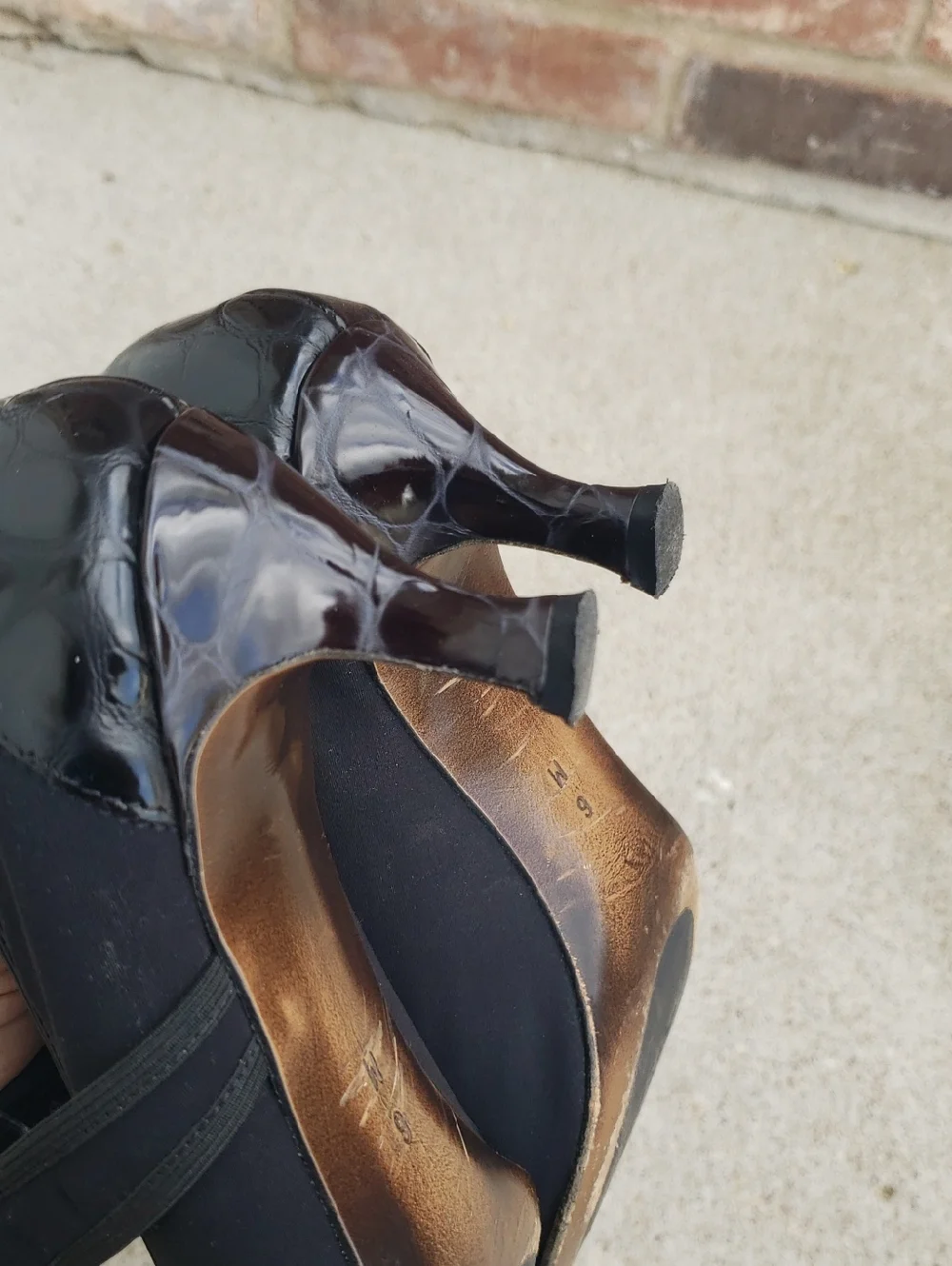 Donald J Pliner Stretch Black Mary Jane Kitten Heels Pointed Toe Sandals Size 6